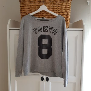  - Fint skick, strl L 80 kr inkl frakt!