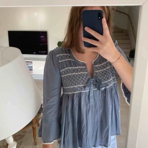  - Säljer denna odd molly tröjan. Det står ingen storlek men passar S/M. Kan mötas upp och tar swish