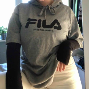  - Skitcool tröja från fila. Helt oanvänd!  Köparen står för frakt!