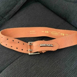  - Äkta läder diesel skärp str 80