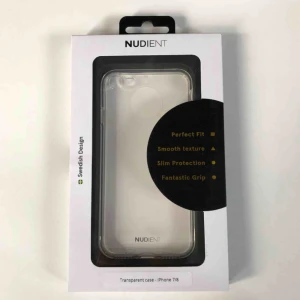  - Säljer ett helt oanvänt transparent iPhone 7/8 skal från Nudient då jag har två stycken. 0,75 millimeter tunt och behagligt grepp. Förpackningen är obruten. Frakt betalas av köparen :) 