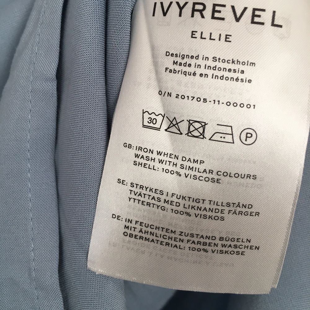 Ivyrevel Blus i stl S. Ny. Blusar.