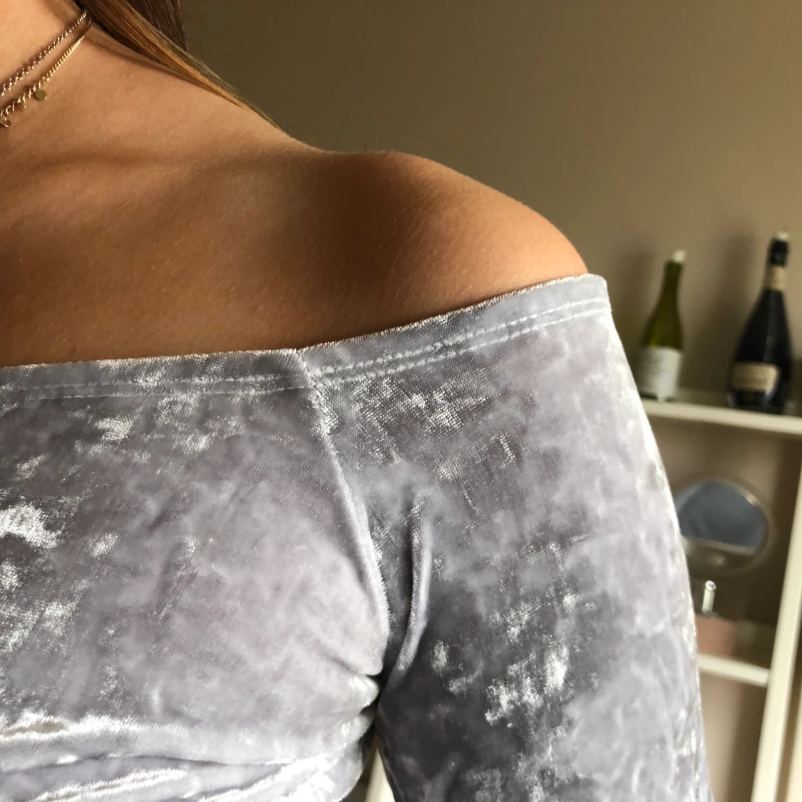 Off shoulder sammetströja - 91