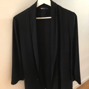 Kavaj - Svart oversized kavaj 