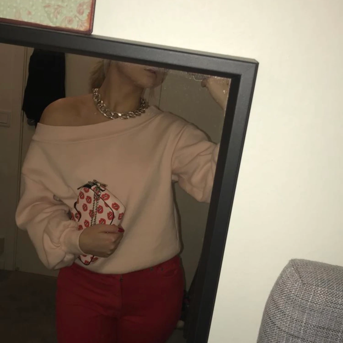 Rosa off-shoulder tröja