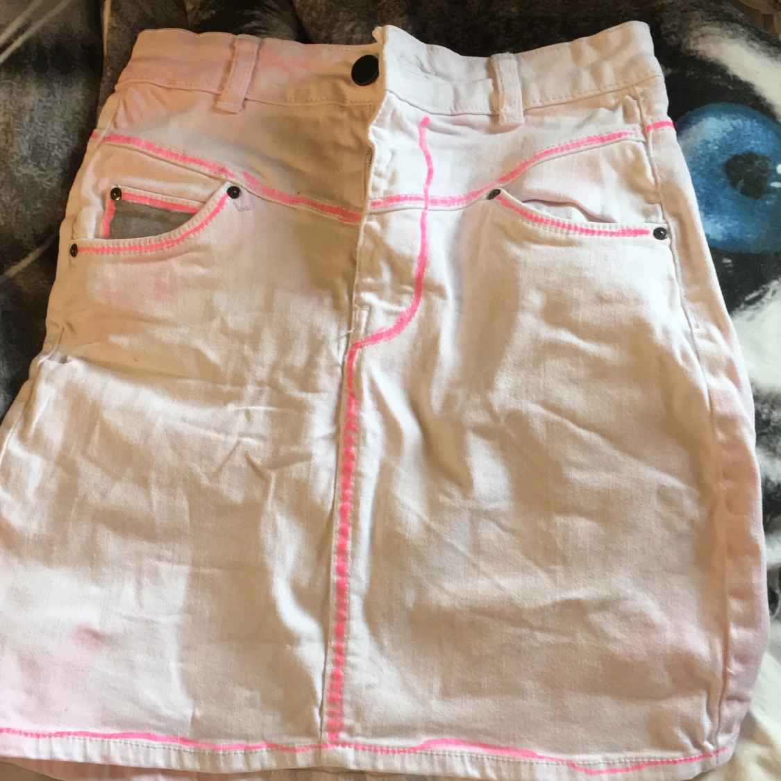 En Jeans kjol 32 usa