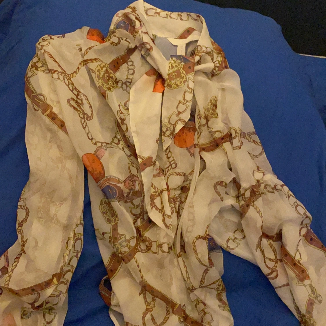 Skir blus med trendigt hästtrens spännen rep sadlar stigbyglar - 91