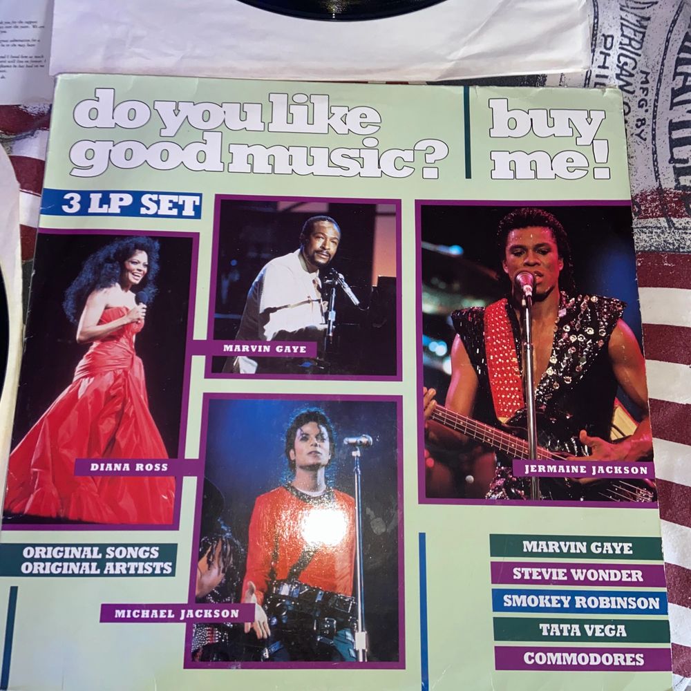 Säljer dessa 3 stora vinylskivor med artister som Diana Ross, Marvin Gaye, Jermaine Jackson. Är lite osäker på bris så kom med förslag/bud. Vet ej hur skicket är när det gäller att lyssna på musiken då skivorna är köpta för att ha som dekoration. Kontakta mig vid frågor! :) endast 2 skivor kvar! (Andra skivan såld). Övrigt.