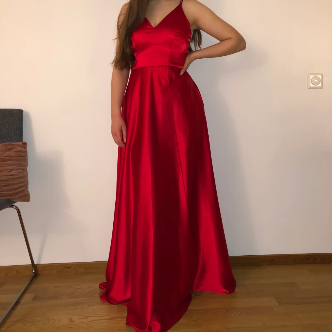 Röd bal sidenklänning 