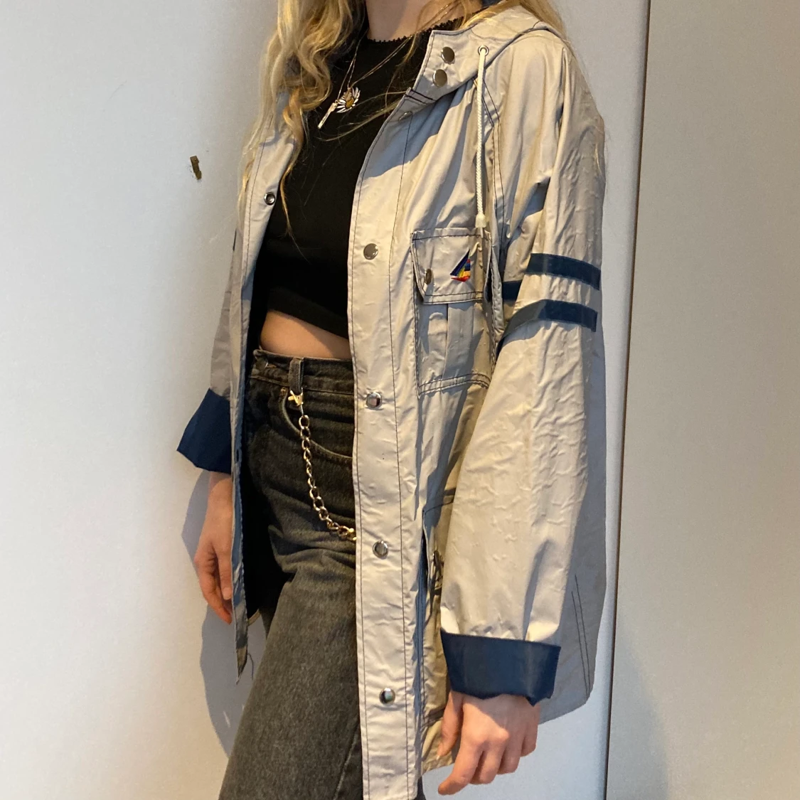 Ljusblå windbreaker