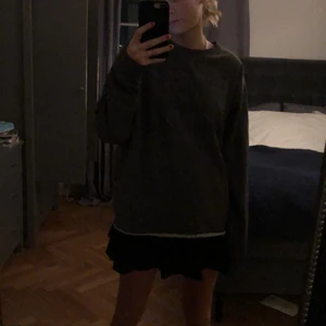 As snygg sweashirt - As snygg sweashirt som är köpt på gotland❤️den är i jätte bra kvalete och as snygg som dock tyvär inte kommit till användning❤️