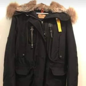 Parajumpers kodiak M - Perfekt skick. Använd max5ggr
