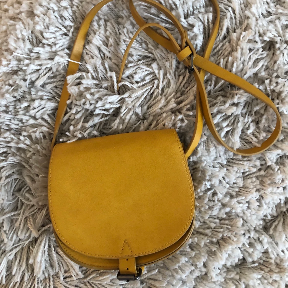 Gul väska - 90