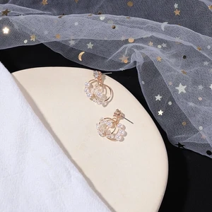 pärlörhängen/earring/november 27 - ♥♥Product Details♥♥ ☆Material: Alloy ☆Color: As picture ☆Style: Korean Version ☆Packaging: 1 pair of independent packaging Oanvänt 