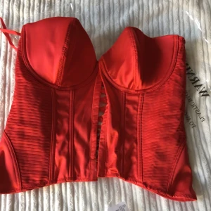  - New body (Säljer även allt för 800kr)