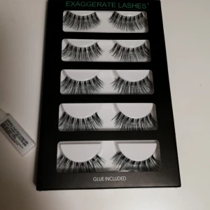  - 30 kr/par 💕  lim ingår vid köp av 2 par eller flera🌹 Alla fransar är självklart oanvända, limmet är också oanvänt i obruten förpackning