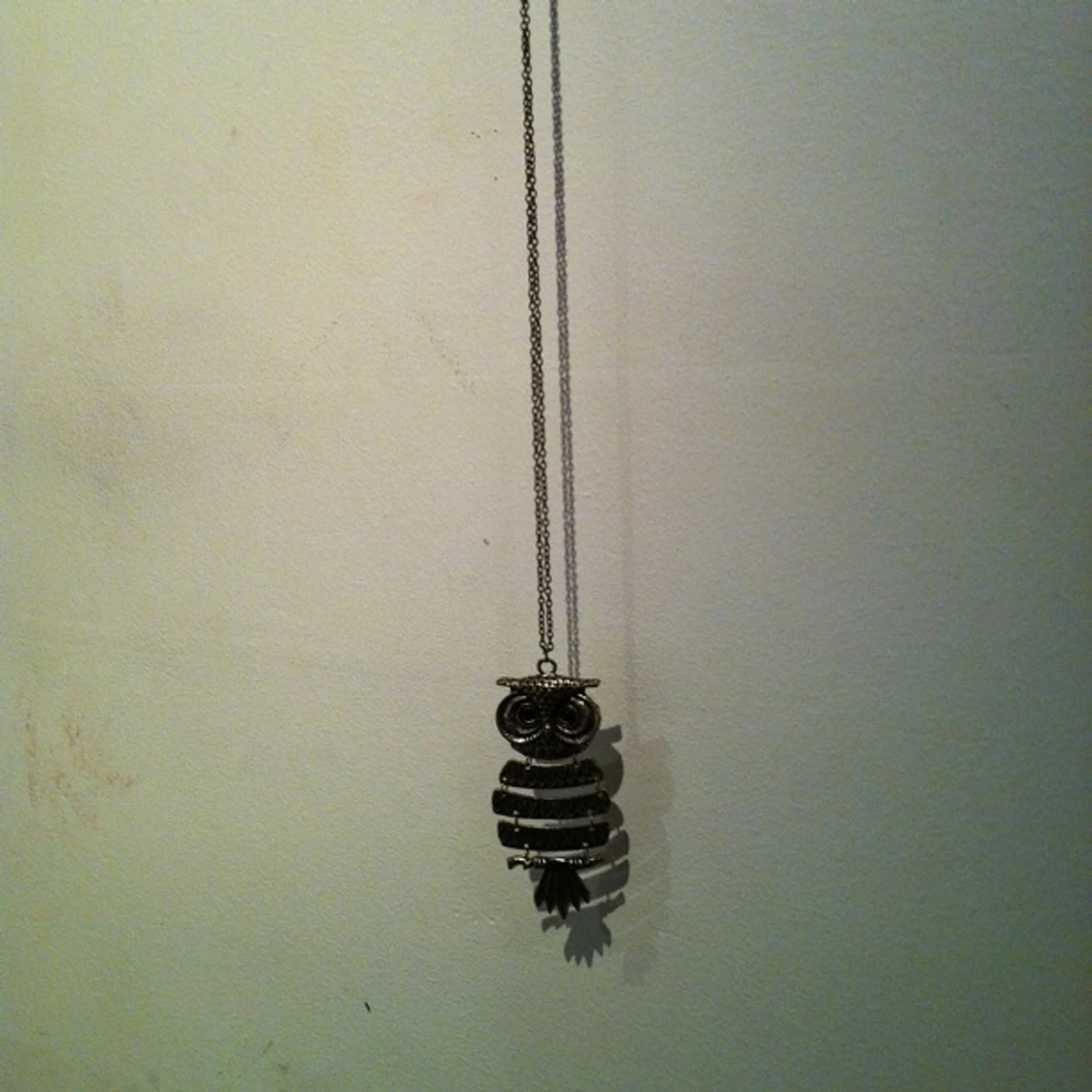 Halsband med uggelmotiv, använd ca 1 gång