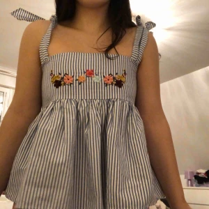  - Jätte fint oanvänt linne💓 var aldrig använt den då det inte är min stil. möts upp i stockholm💘