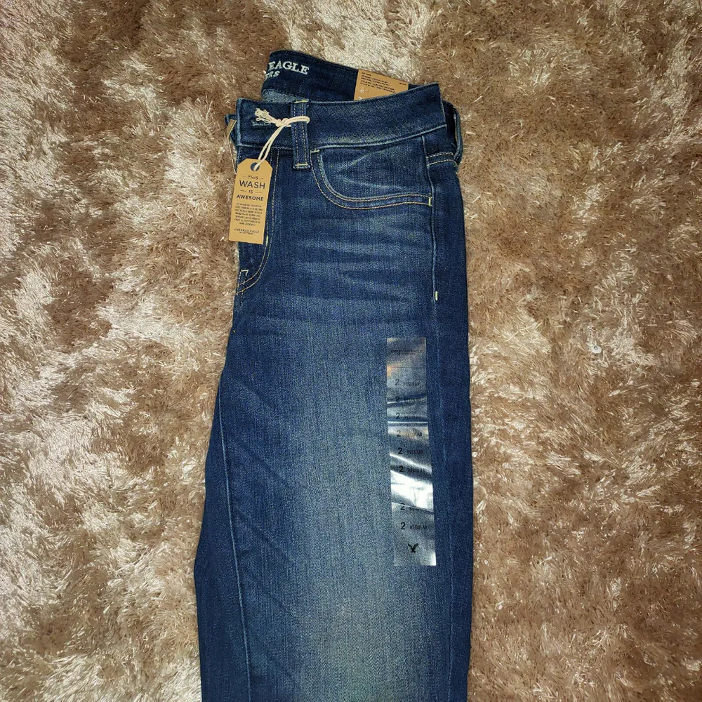 Helt nya American Eagle jeans med alla lappar kvar. Jeans & Byxor.