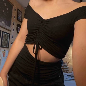  - En superfin justerbar ribbad topp perfekt till sommaren!🐝 ni står för frakt 🚚✨