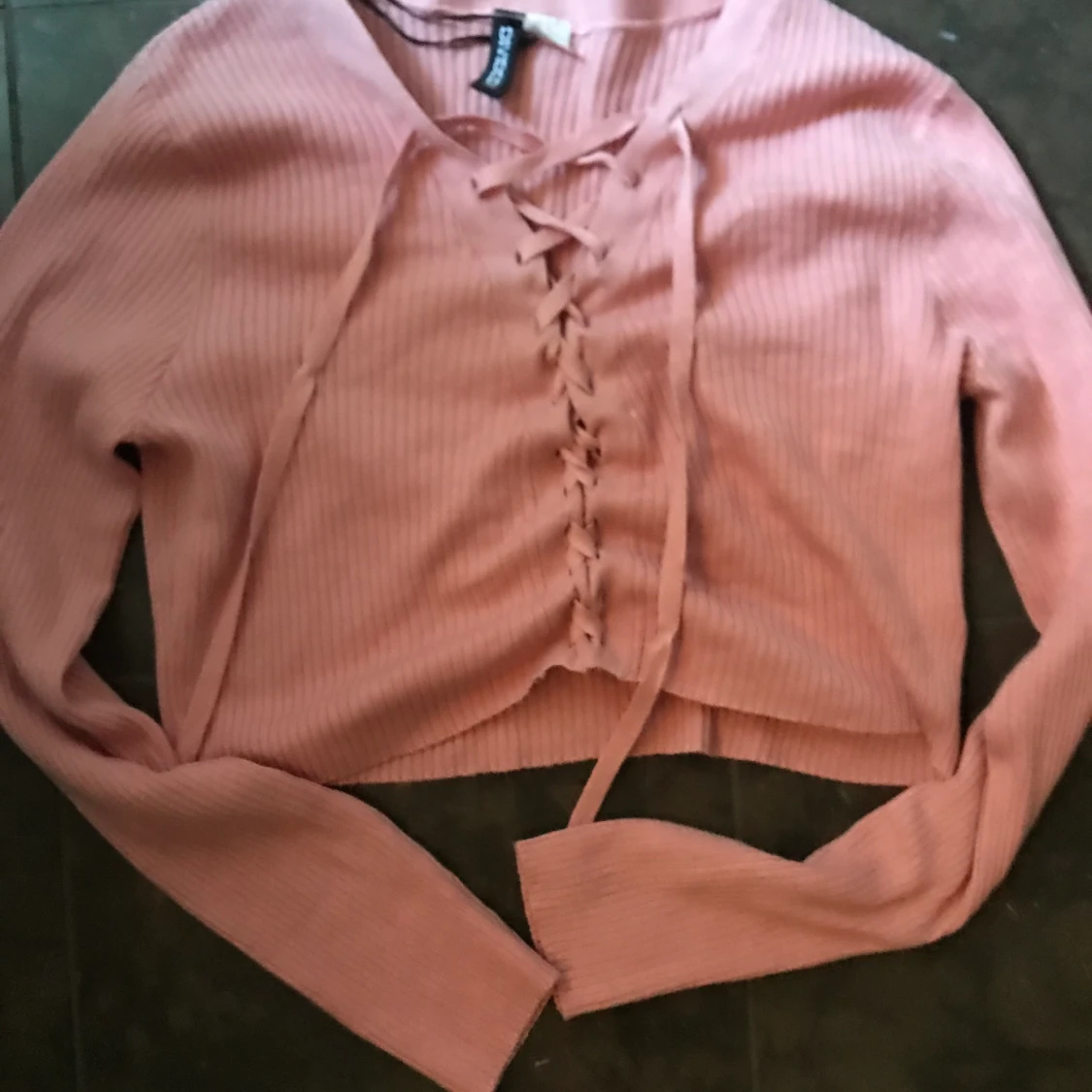 Snygg matt rosa magtröja!💓