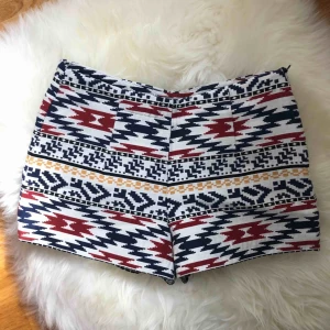  - 🔺Shorts från Zara 🔹 •Storlek S •Använda 1 gång då de tyvärr blev för små för mig •70 kr (kostade 259 kr) 🚫Djurfritt och rökfritt hem 📍Kan mötes upp i Mölnlycke 📬Kan skickas mot fraktkostnad(44 kr) 