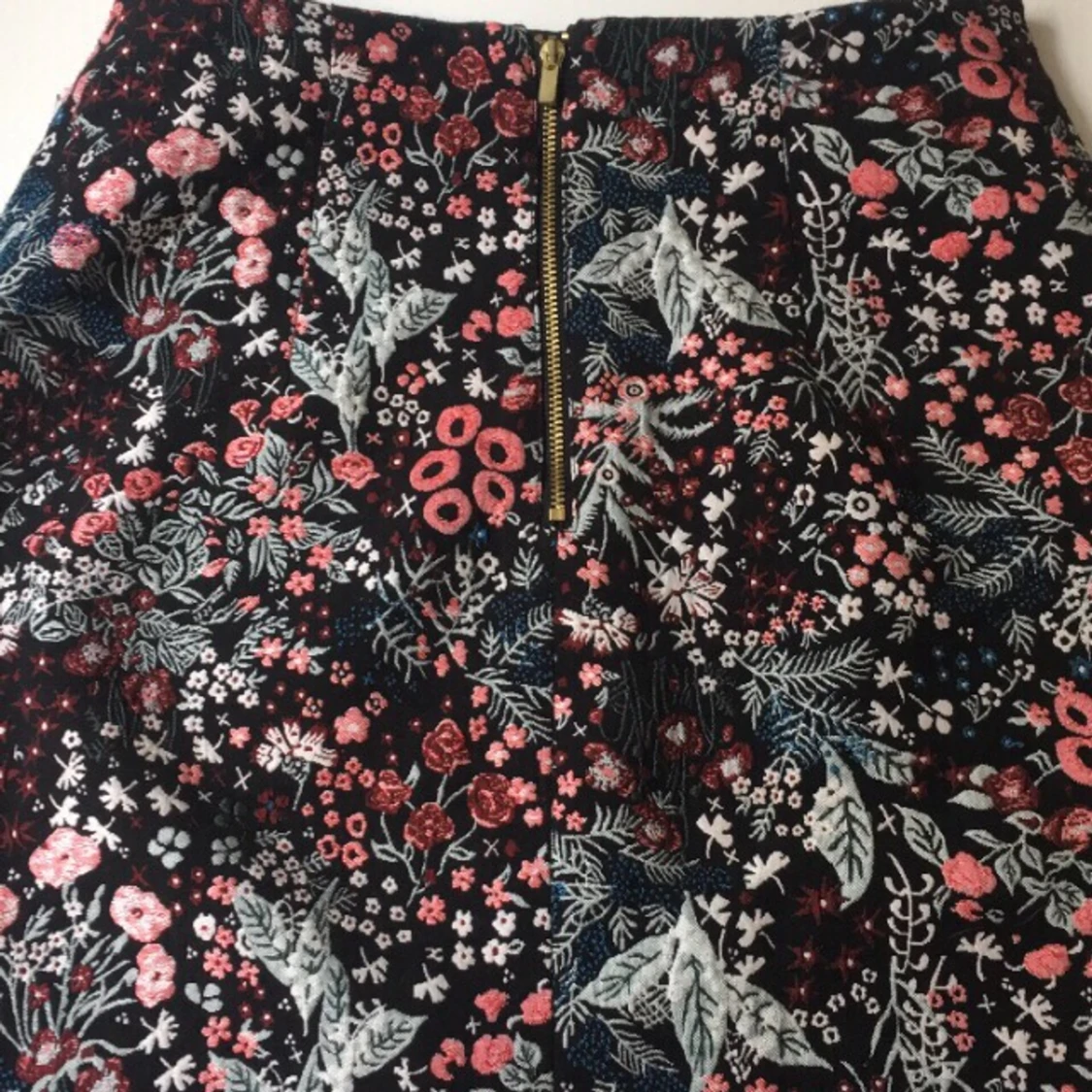 Blommig kjol från HM - 90