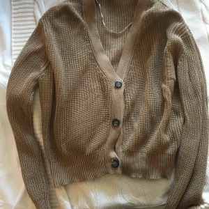  - Frakt tillkommer💕 storlek 38 men passar mig som har 36