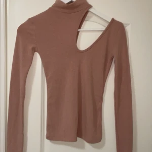 Topp  - Jättefin rosa topp från chiquelle 