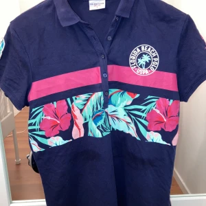 Polo tröja - Använd 1 gång. Köpt från polo butik. 