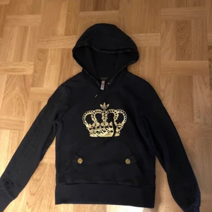 Adidas hoodie  - Adidas miss Elliot limited edition str 38 men mer som 36 