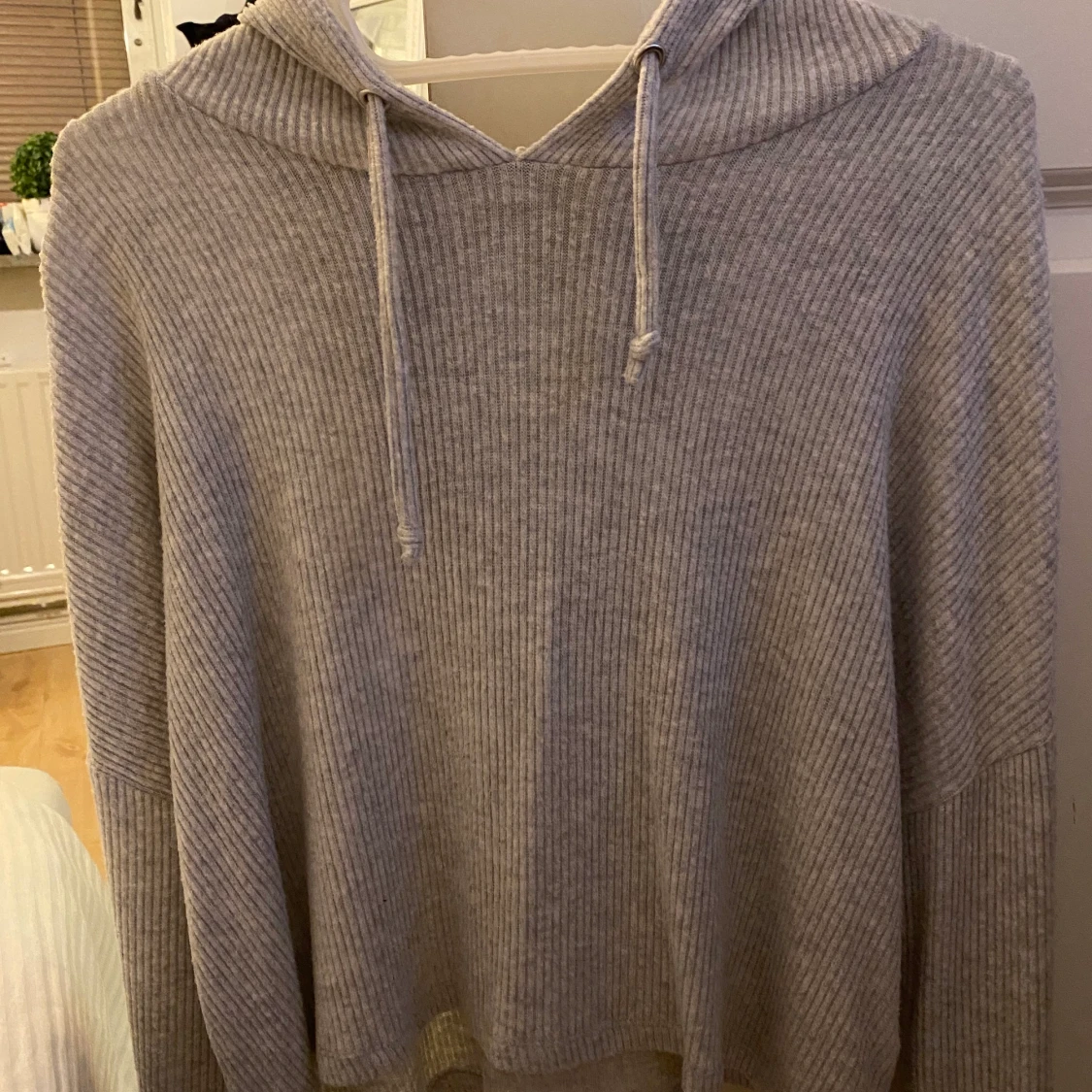 Tunn Ribbad Hoodie - 90