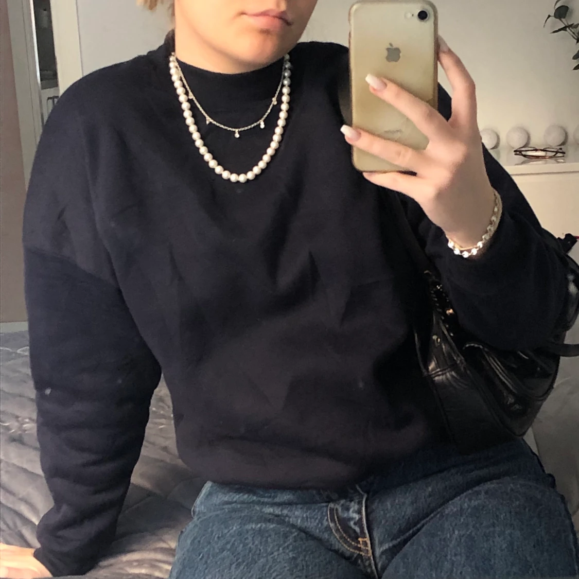 Marinblå sweatshirt