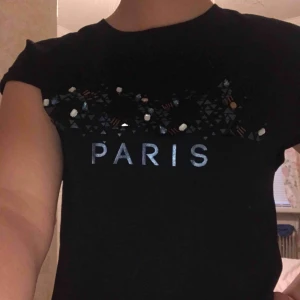  - Rensar garderoben! Vi kan mötas upp i Sollefteå /Sundsvall Kan också skicka den men då får du stå för frakten! Betala via swish eller kontanter Svara snabbt