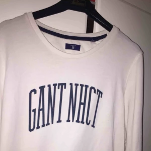  - Säljer Min gant tröja då den inte kommer till användning. Stormen M men passar även S  Pris kan diskuteras