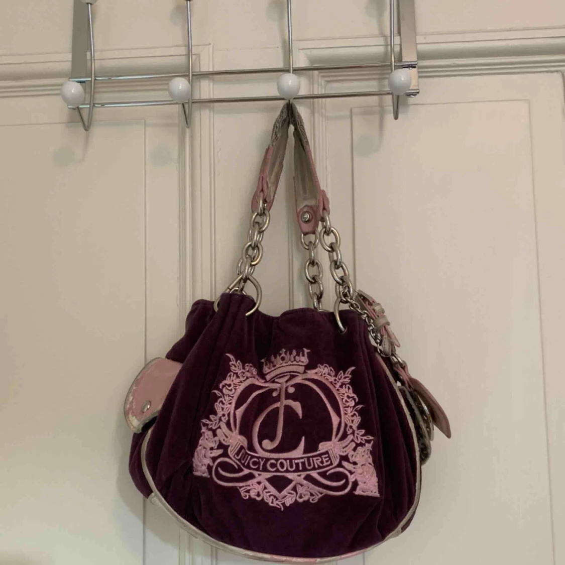 Juicy Couture väska LILA
