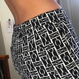  - Stretchiga bootcut byxor från Zara. Använda endast en gång.