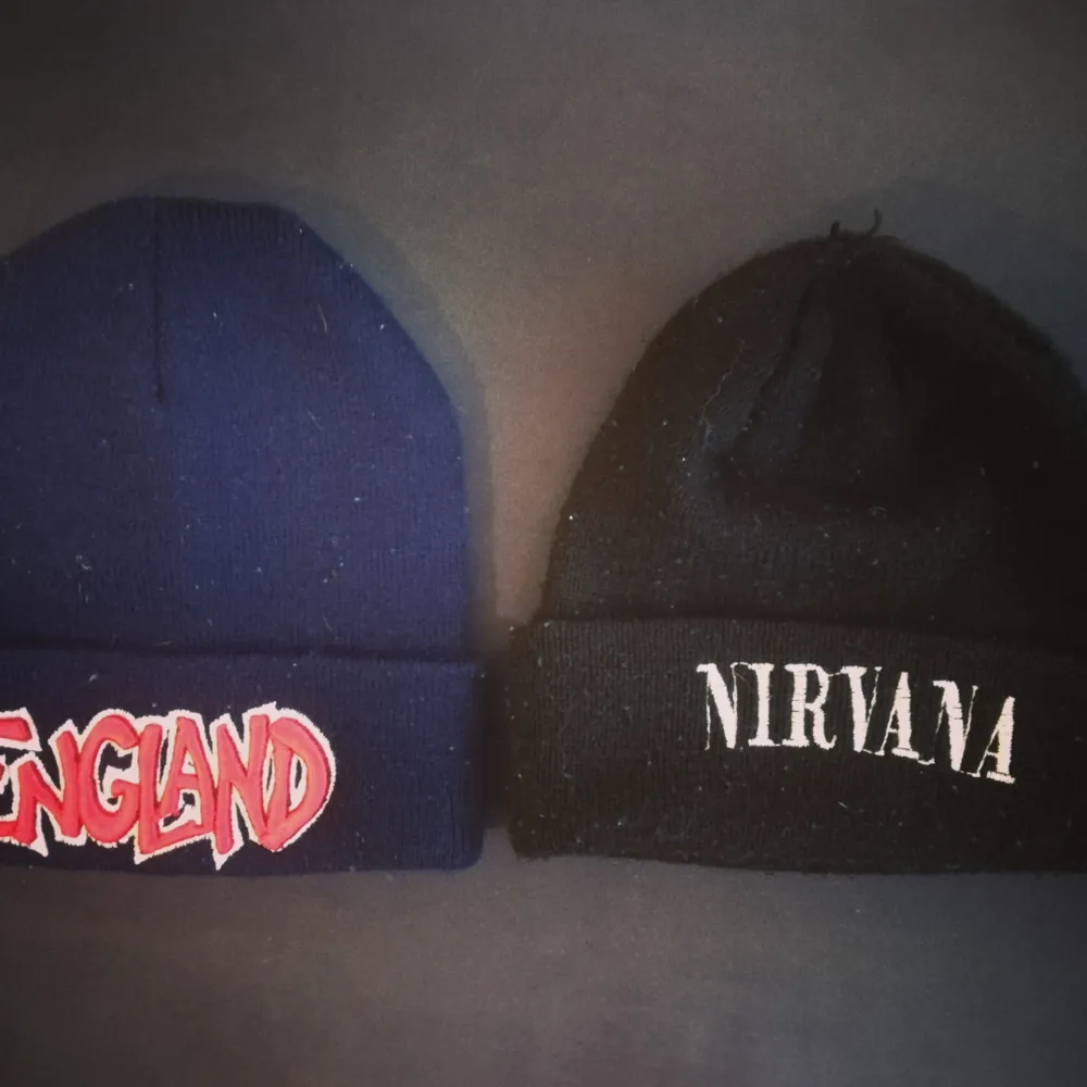 Hats for free !!! Blue (England) is sold out already.. Övrigt.