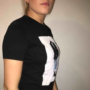  - En tröja från zara! Hör av er vid intresse!☺️