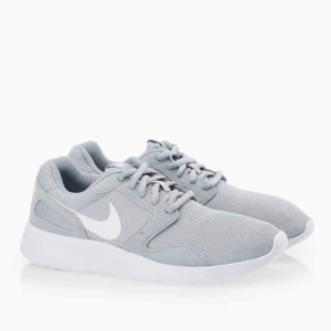 - Nike sneakers i storlek 36 