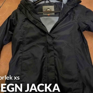 Regn jacka - Regn jacka