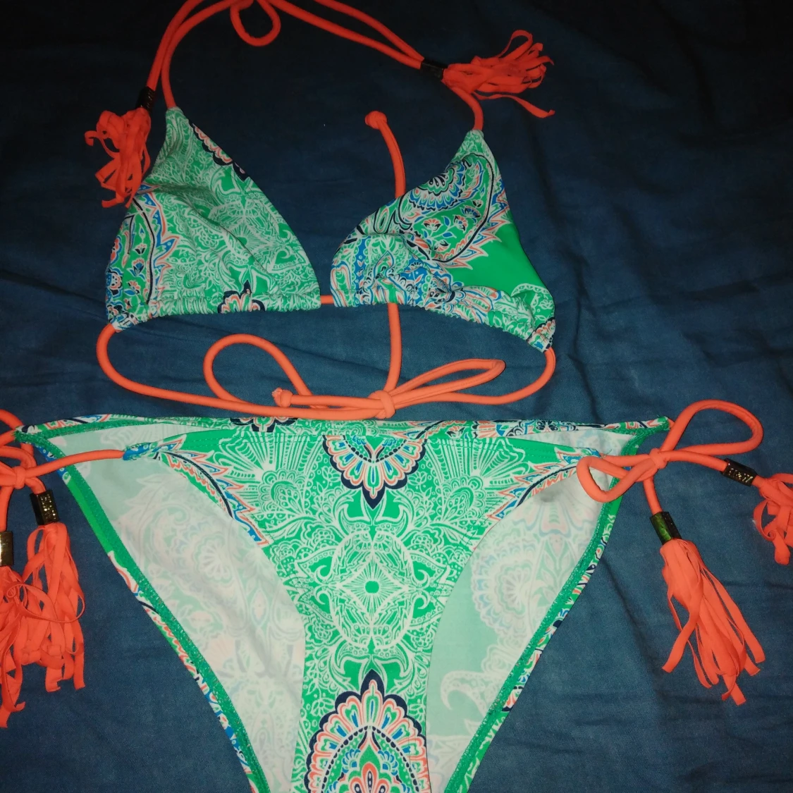 H&W bikini, justerbar. 