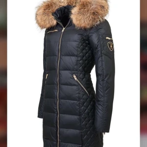 rock and blue jacka - rock and blue jacka. Lång modell storlek 32. Nytt skick och räkfri! 