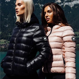 Good for nothing dunjacka - Snygg blank dunjacka med bra passform och kvalitet! Gillar den super mycket men köpte den lite för liten. Frakt 63kr