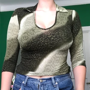 Grön topp - Super snygg stretchig topp. Köparen står för frakten <3