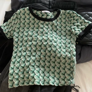 T-shirt - Zara t-shirt 