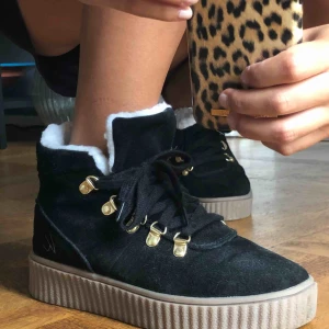  - Knappt använda, höst/vinterskor 