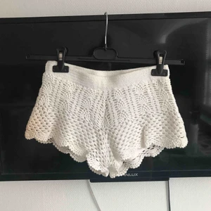  - Virkade shorts från H&M