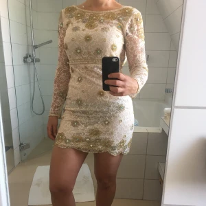 Frock and frill paljettklännning - Endast använd en gång! 