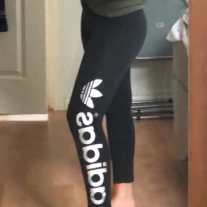 Adidas tights  - Jättebekväma tights från Adidas